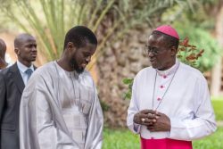 Le Président de la République, SEM Bassirou Diomaye Faye, rend visite à l’Archevêque de Dakar