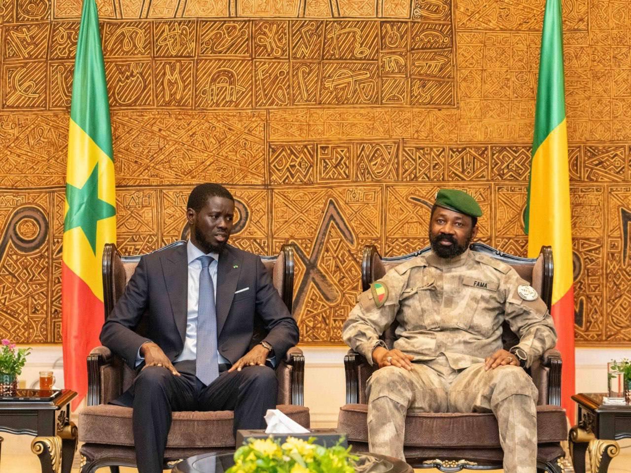 Le Président Bassirou Diomaye Faye en tournée au Mali et au Burkina Faso