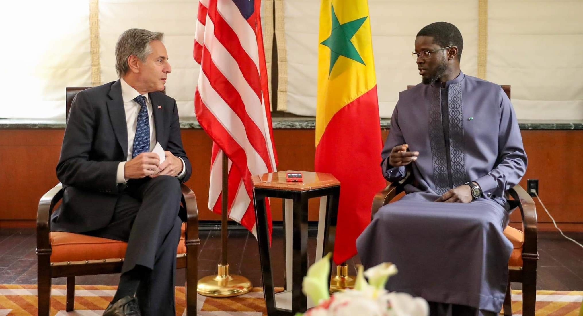 Rencontre entre Bassirou Diomaye Faye et Antony Blinken : vers un renforcement des relations bilatérales et de la gouvernance