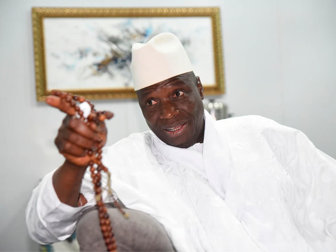 Gambie : Yahya Jammeh exclut un député de son parti après l’annonce de sa candidature présidentielle