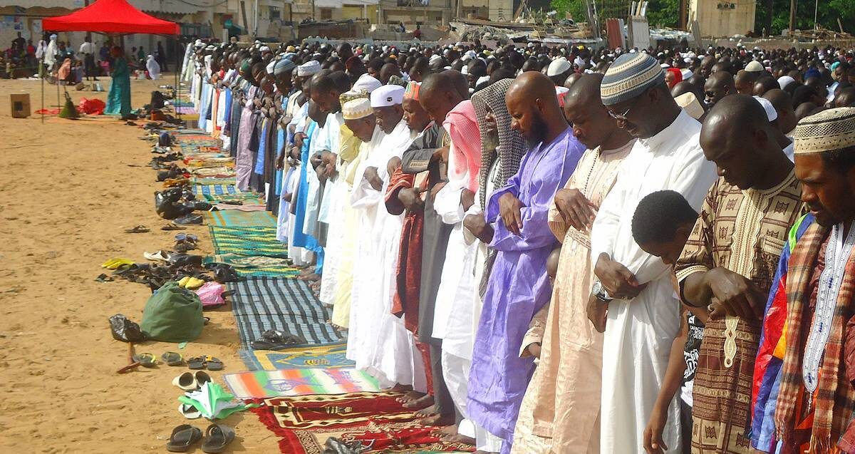 Tabaski au Sénégal : entre ferveur religieuse et tourbillon politique, dans quel état d’esprit seront les Sénégalais ?