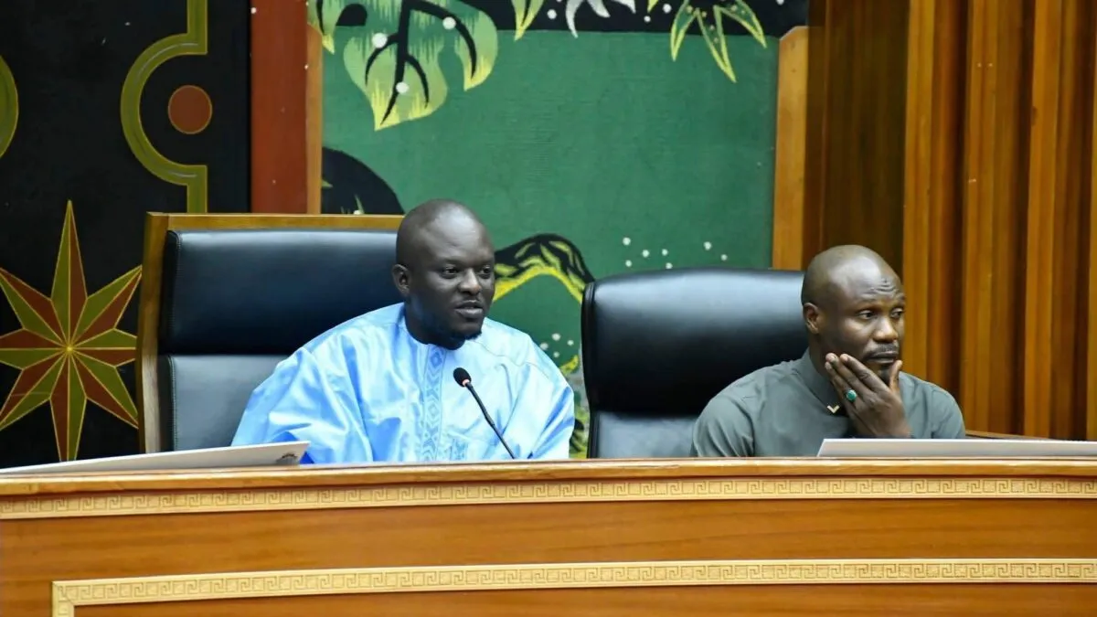 Démission de Cheikh Thioro Mbacké : un choix personnel ou un signal politique ?