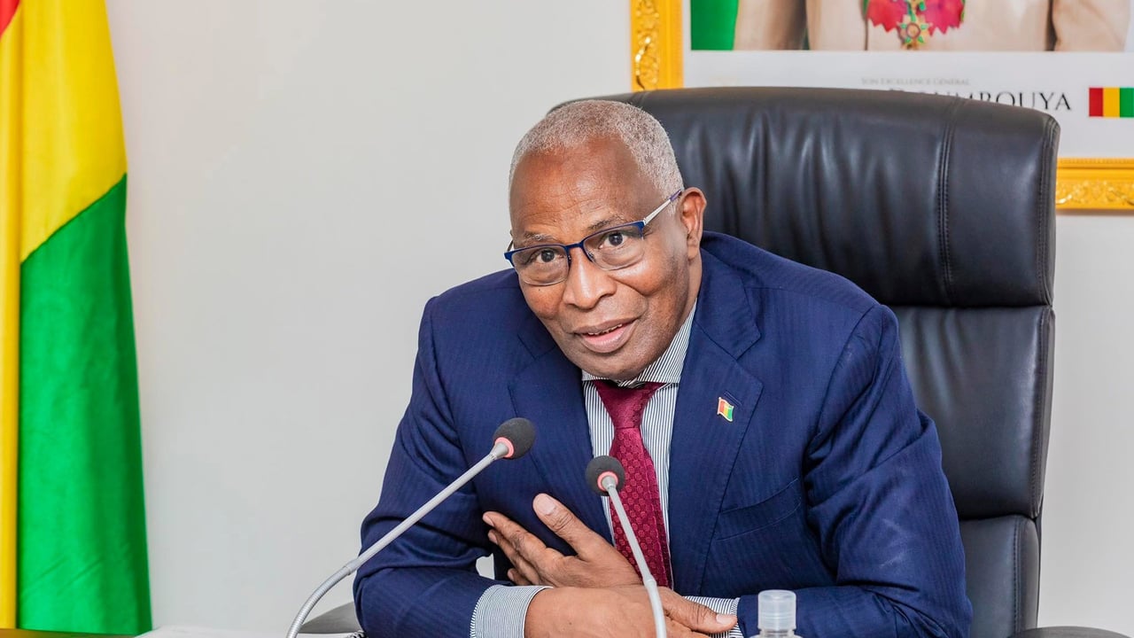 Guinée : le Premier ministre défend la coopération avec la Chine et appelle à la responsabilité des États africains