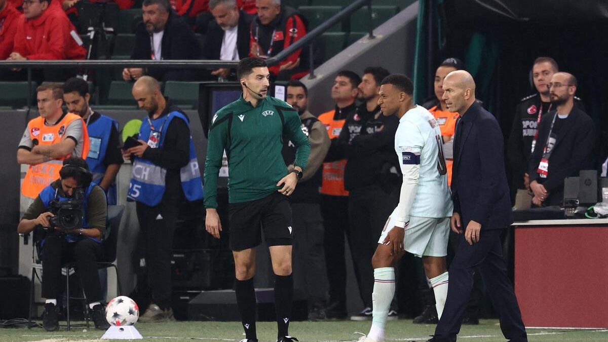 France : Zidane satisfait après la victoire contre la Turquie