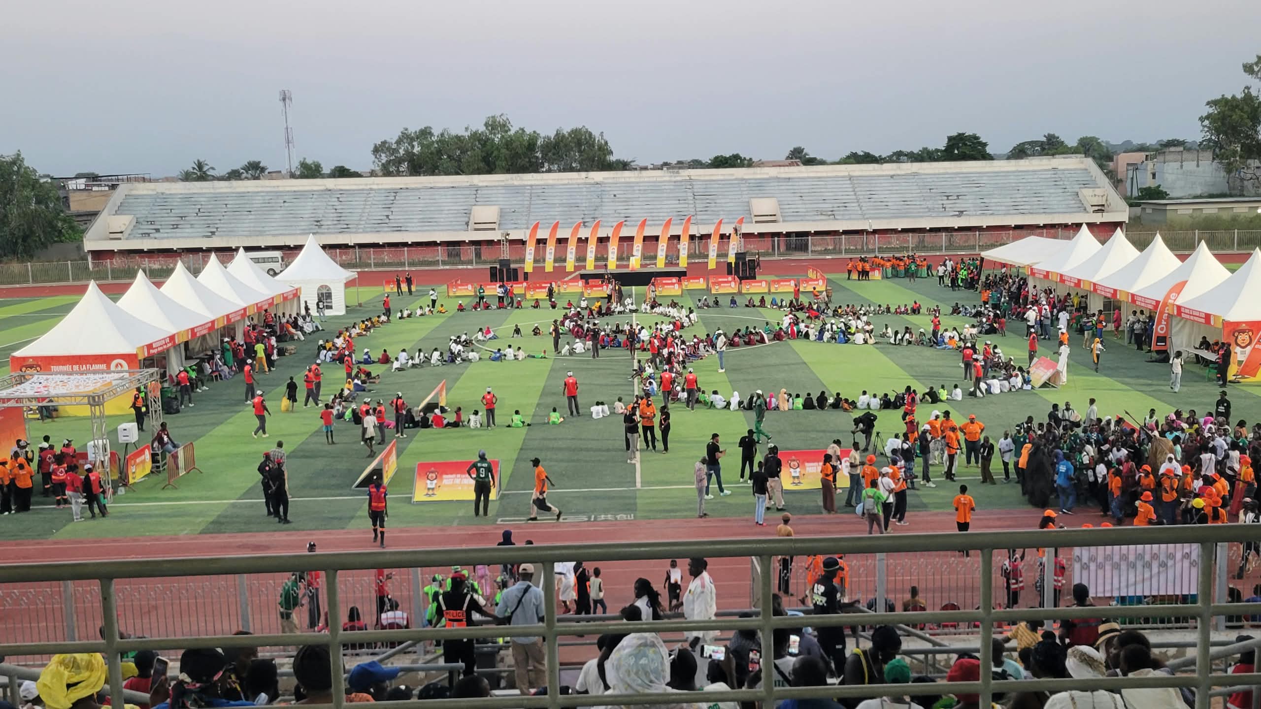 JOJ Dakar 2026 : la flamme olympique fait vibrer Ziguinchor