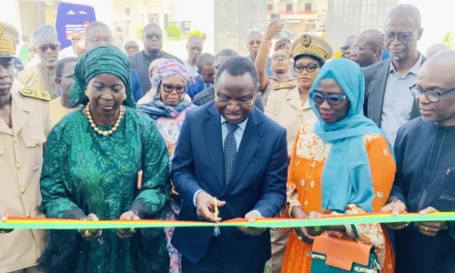 Diomaye Faye accélère la marche du Sénégal vers la souveraineté pharmaceutique