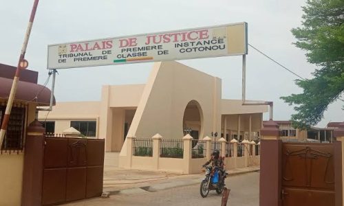 Bénin : gracié après 28 ans, un détenu condamné à 200 ans retrouve la liberté