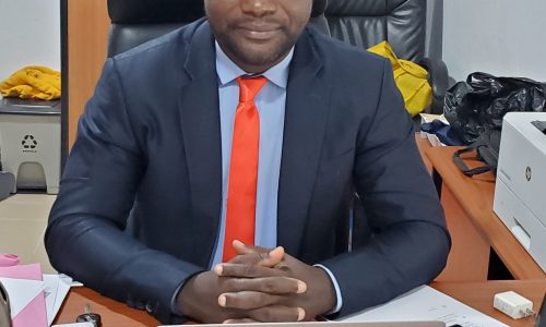 Discrimination politique dans la fonction publique togolaise : Komi ABLE, un agent municipal persécuté à cause de son appartenance politique