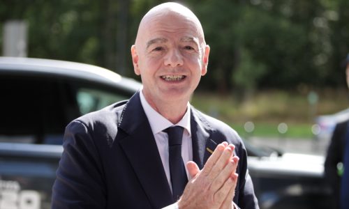 Gianni Infantino a lancé une consultation auprès des fédérations membres de la FIFA.