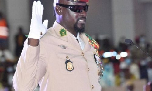 Guinée : Mamadi Doumbouya rompt sa promesse et annonce sa candidature à la présidentielle