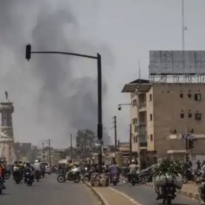 Mali : l’aéroport de Sévaré visé par des tirs attribués au JNIM