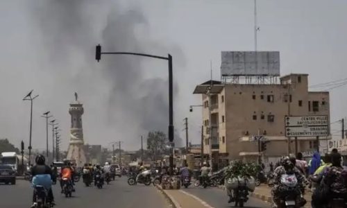 Mali : l’aéroport de Sévaré visé par des tirs attribués au JNIM