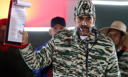 Le Venezuela libère six citoyens américains après une rencontre entre Maduro et un émissaire de Trump
