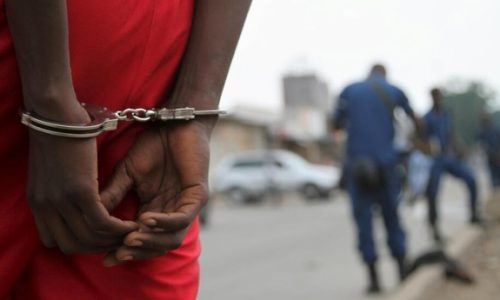 Tentative d’enlèvement à Guédiawaye, un homme encagoulé agresse un commerçant