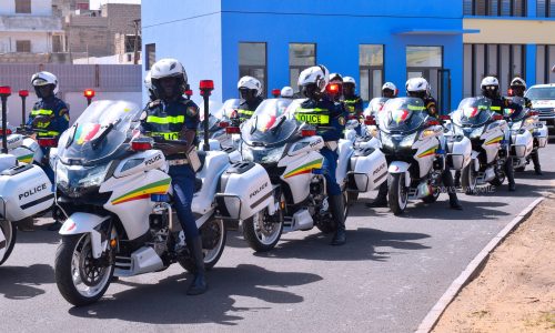 Défilé du 4 avril : l’Inspecteur Général Mame Seydou Ndour supervise une revue générale des troupes à Dakar