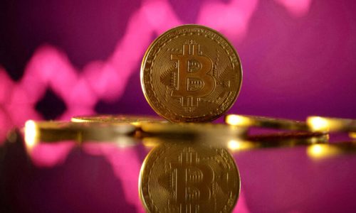 Crypto-menaces : les dirigeants du secteur sous pression, le gouvernement réagit
