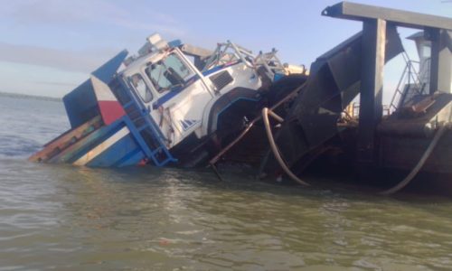 Sandiniery : Un camion chute dans le fleuve, pas de blessé signalé