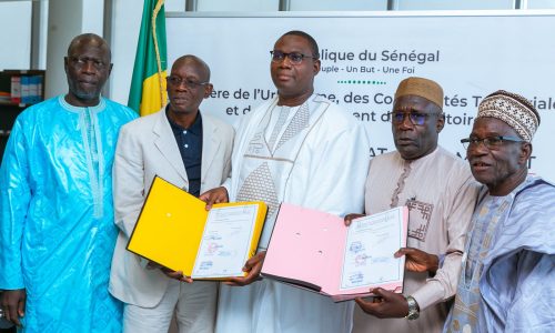 Fin de trois ans de grève : Accord historique entre l’État et les travailleurs des collectivités territoriales