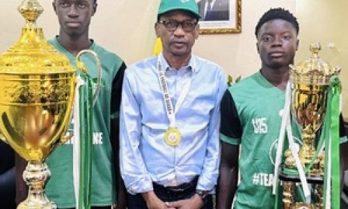 Racine Talla félicite le Club Espoir de Guédiawaye pour sa double consécration
