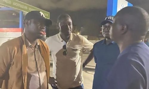 Pape Malick Ndour interpellé à l’aéroport avant de regagner son domicile