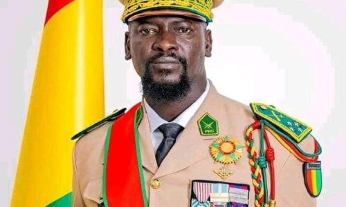 Guinée : Mamadi Doumbouya face à une présidentielle sous haute tension