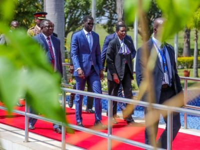 Retour anticipé de Bassirou Diomaye Faye : les spéculations s’intensifient à Dakar