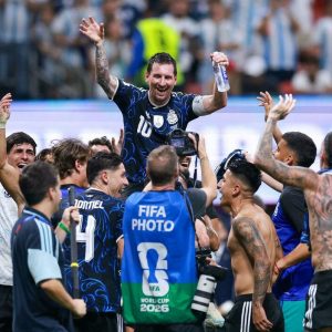 Messi quitte la sélection argentine avec les honneurs et les records