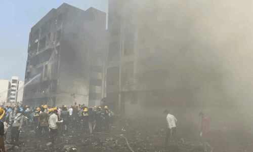 Crash d’un vol Air India à Ahmedabad : plusieurs morts, les secours toujours à l’œuvre