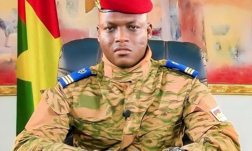 Burkina Faso : la suspension du principal syndicat étudiant ravive les inquiétudes sur les libertés