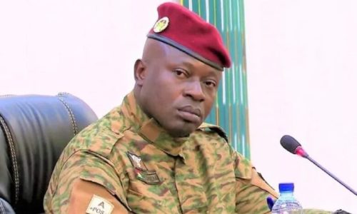 Burkina Faso : Après sa radiation des effectifs de l’armée, l’ex président Paul-Henri Damiba menacé d’extradition