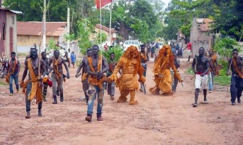 Polémique à Mbour : la communauté mandingue dénonce une “profanation” du Kankourang
