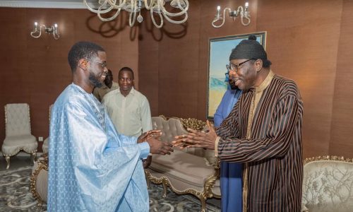 Tivaouane : Bassirou Diomaye Faye échange avec Serigne Moustapha Sy