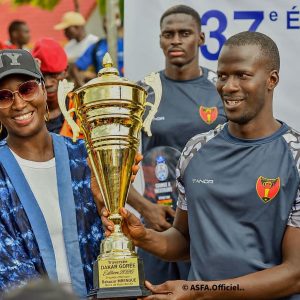 Ousseynou Diop conserve son titre à la Traversée Dakar-Gorée