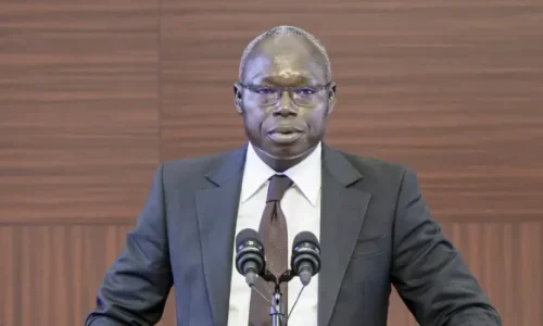 Bénin : Un ministre limogé après des révélations gênantes sur la gestion de fonds publics