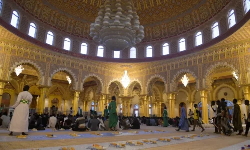 Grande mosquée Massalikoul Jinaan : au cœur du Ramadan, une cité spirituelle en pleine ferveur