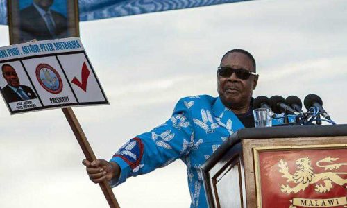 Malawi : l’ancien président Mutharika se lance dans la course électorale