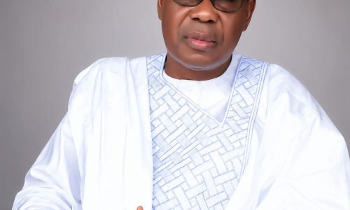 Bénin : Yayi Boni annonce qu’il siégera finalement au Sénat