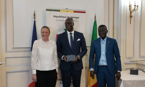 Lutte : le Sénégal et la France renforcent leur coopération sportive