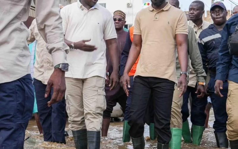 Diomaye Faye veut renforcer la prévention des inondations