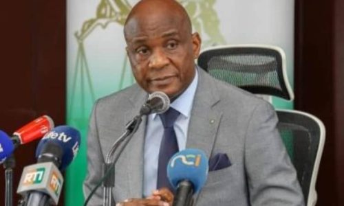 Côte d’Ivoire : le parquet met en garde contre le partage d’images des manifestations en France