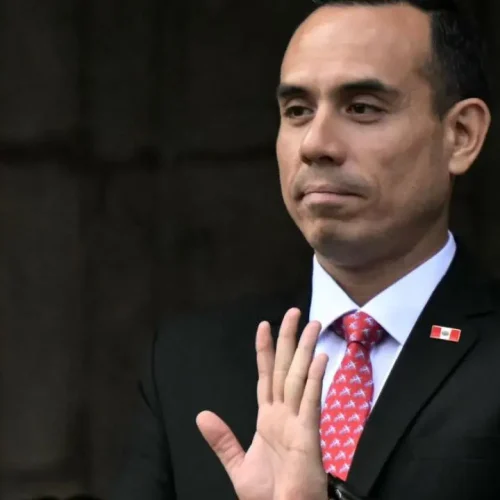 Le Pérou sans président : José Jeri destitué en pleine controverse