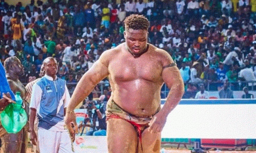 Doudou Sané écope d’un avertissement pour inscription de versets sur son nguemb