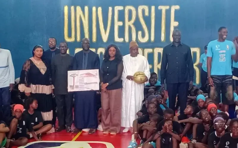 Saint-Louis : la BAL et PETROSEN inaugurent le terrain rénové de l’UGB