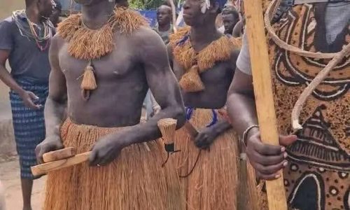 Krépin Diatta retourne aux sources : initié selon la tradition Diola