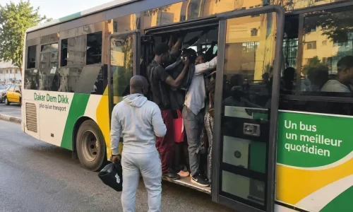 Le gouverneur de Dakar prend des mesures face à la grève