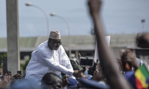 Dialogue entre anciens adversaires : le retour de Macky Sall marque-t-il un tournant politique au Sénégal ?