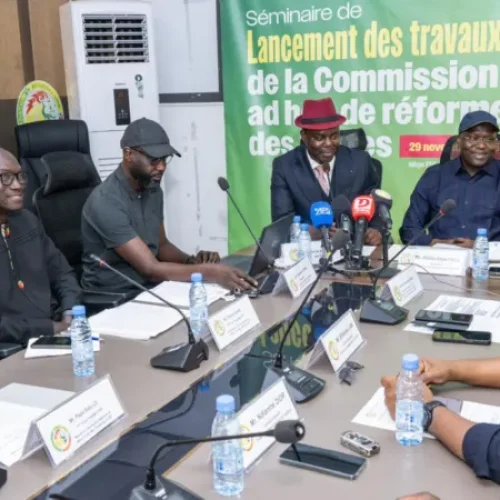 Fédération sénégalaise de football : tensions et critiques lors du comité exécutif