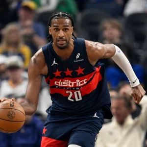 Alex Sarr dans le Top 75 Fantasy de RotoWire