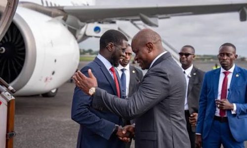 Visite de retour : Bassirou Diomaye Faye et Brice Clotaire Oligui Nguema accordent leurs vues sur la sécurité régionale