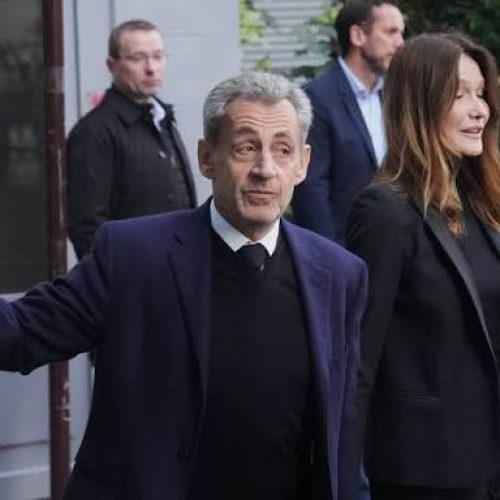 Premier message après sa libération : Sarkozy promet que « la vérité triomphera »